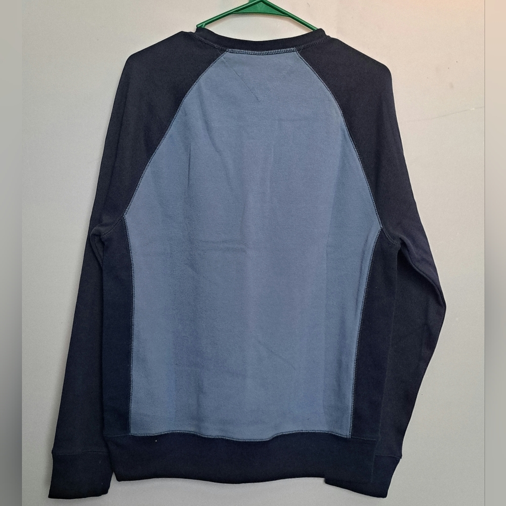 Tommy Hilfiger men's blue long sleeve